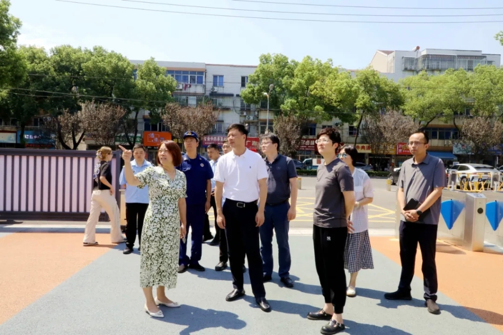 織密安全網(wǎng) 護航開學(xué)季 | 和橋鎮(zhèn)開展秋季開學(xué)前校園安全檢查和高溫天氣安全隱患排查工作