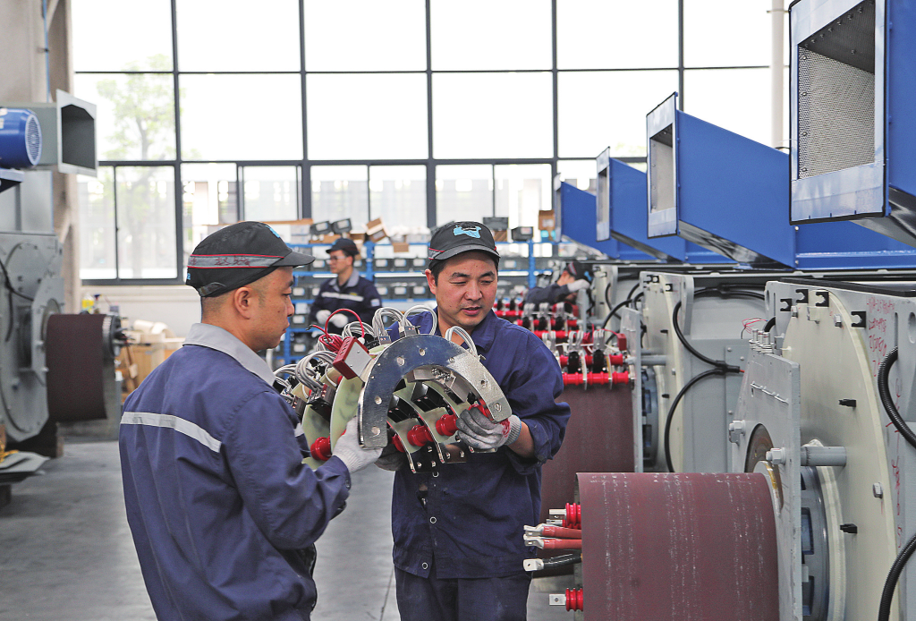 鉚足干勁趕訂單